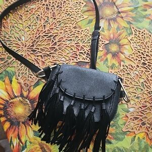 Elegant Black Crossbody Bag with Fringe